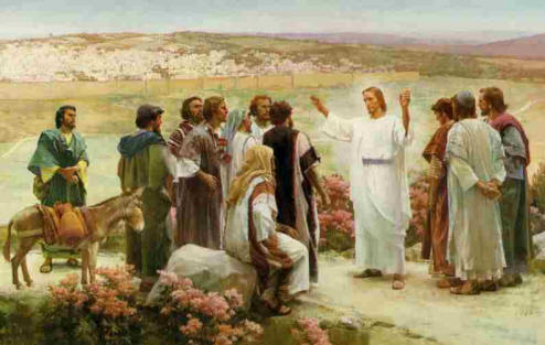 Jesus puts a parable before the crowd